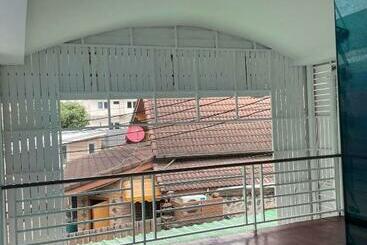 هتل Janchay House