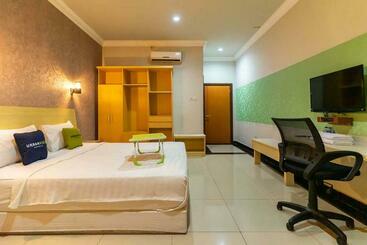 هتل Urbanview  Raja Jambi
