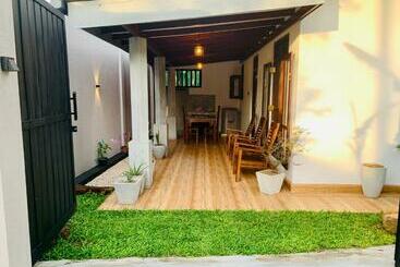 Пансион The Nook