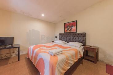 בית מלון כפרי Bens Homestay Mitra Reddoorz