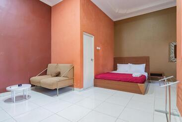 فندق Markoni Pamanukan Mitra Reddoorz