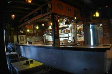 پانسیون Harrys Inn Guesthouse