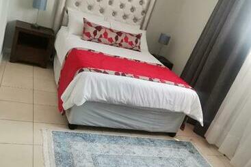 پانسیون Ikhwezi Guest House