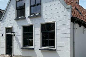 مبيت وإفطار Het Vergulde Visje