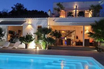 Bed and Breakfast Villa La Valentine 1