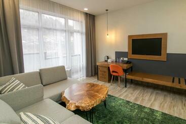 هتل Morva Premium Spa Resort