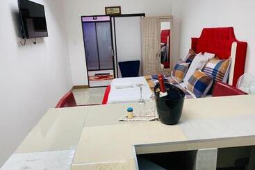 פנסיון Forchutec Guest House