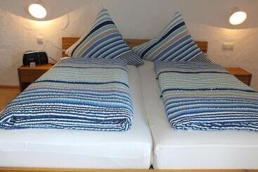 펜션 Haus Chiemseeblick