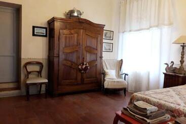 پانسیون La Casa Del Maestro