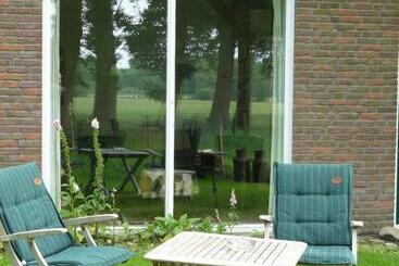 Bed and Breakfast De Bekboer