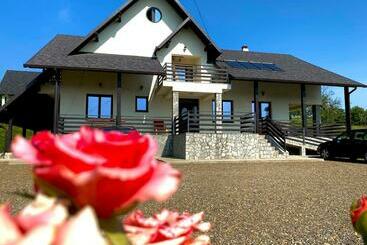 펜션 Casa Bucovineana