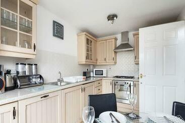 ペンション My Places Abbotsfield Court Townhouse 4