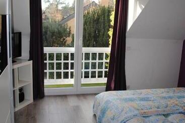 بنسيون Villa Donar