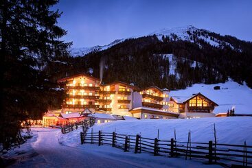 Апарт-отель Adler Inn Tyrol Mountain Resort Superior