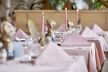 Апарт-отель Alpenhotel Laurin