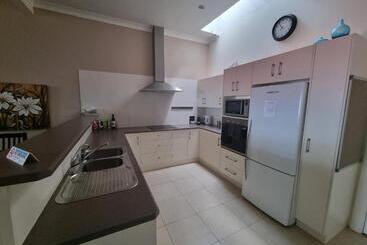 公寓式酒店  Balcony On Sixth Lodge