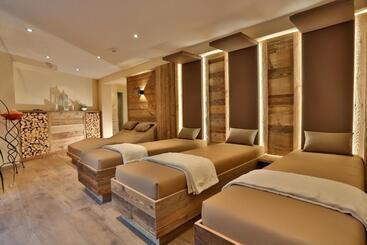 هتل آپارتمان Garni Fiegl Apart