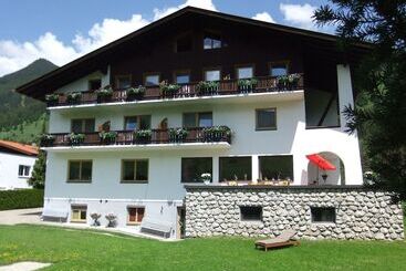 מלון דירות Haus Lusspark