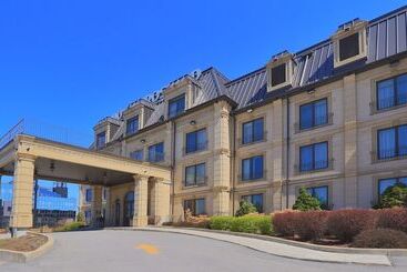 בית מלון כפרי Brossard