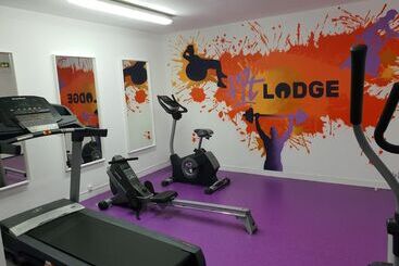 호텔 Eastlodge Lyon Est Eurexpo