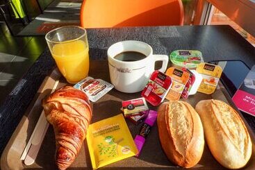 Отель Stay Inn Poitiers