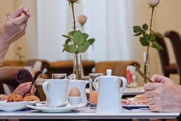 فندق Hôtel François Premier Cognac Centre