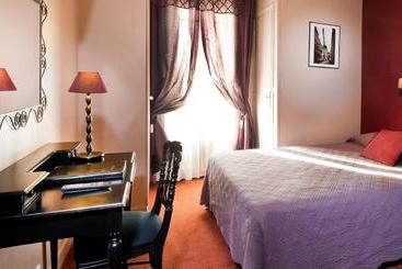 هتل Hôtel Donjon Vincennes