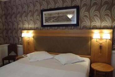 ホテル Hôtel Le Cercle Tour Eiffel