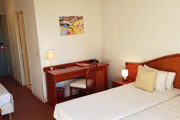 هتل Hôtel Le Galoubet
