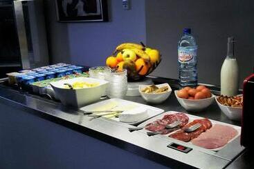 酒店 Kyriad Perpignan Sud