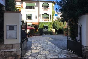 هتل La Marjolaine