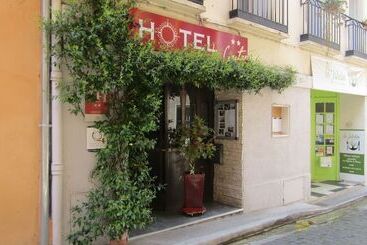 Отель Le Cérétan Hôtel