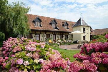 Отель Hôtel Restaurant Le Fiacre à Quend Plage