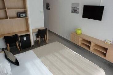 هتل Le Petit Prince