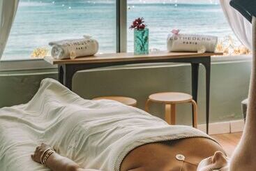 ホテル Les Terrasses Du Bailli