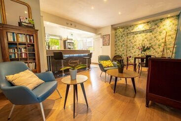 Отель Sainte Anne Apt