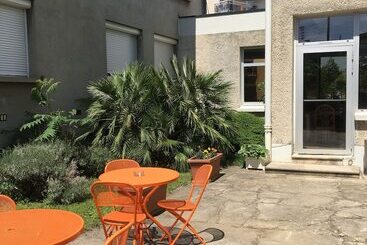 בית מלון כפרי Val De Saone Lyon Caluire Rillieux