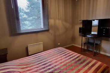 公寓式酒店  Hôtel Siatel Besançon Chateaufarine