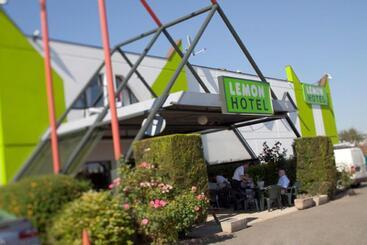Lemon Hotel Dreux Chartres