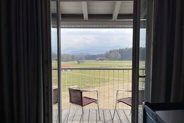 모텔 Irschenberg Sud