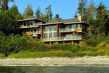 Points West Oceanfront Resort