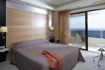 Отель Esperos Mare Resort & Spa