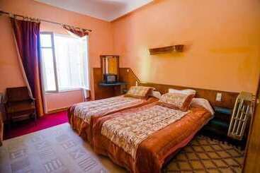 هتل Hôtel El Ayachi