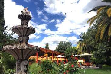 هتل La Gloria De Calvillo