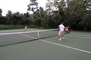 هتل Mayoka Lodge