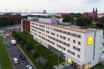 בית מלון כפרי Premiere Classe Wroclaw Centrum