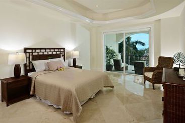 هتل The Landmark Resort Of Cozumel