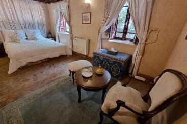 Riad Le Sucrier De Fes