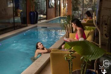 تختخواب و صبحانه Hôtel Particulier Maison Artishow