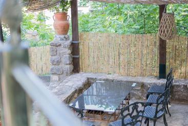 Hostal Caseria San José De Hutar